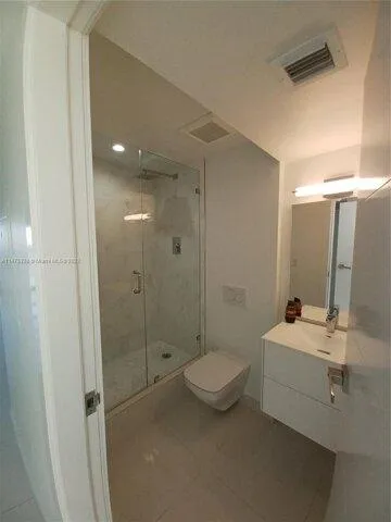 Condo For Sale In Key Biscayne, Florida