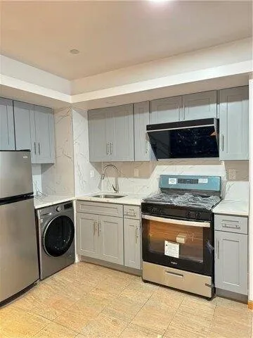 Condo For Sale In Manhattan, New York