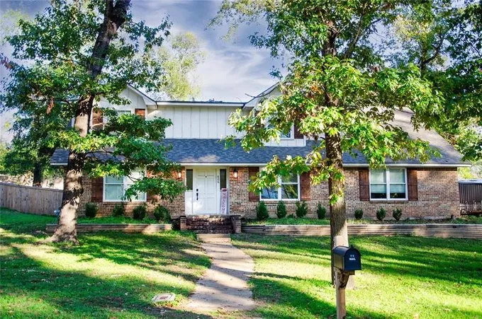 606 N Weldon, Frankston, TX 75763 for Sale