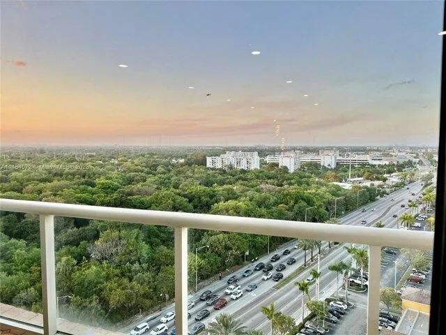 Condo For Sale In North Miami, Florida