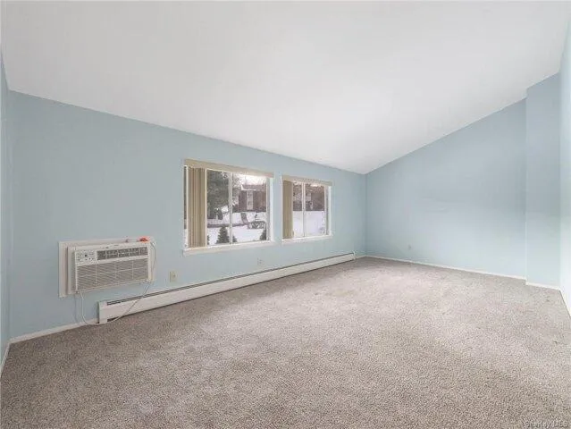 Condo For Sale In Orangeburg, New York