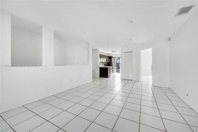 Condo For Sale In Doral, Florida