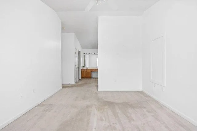 Condo For Sale In Indianapolis, Indiana