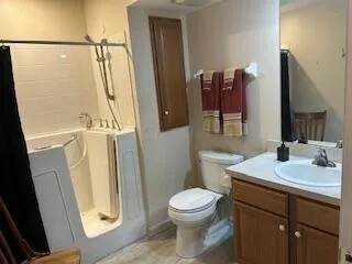 Condo For Sale In Powell, Ohio