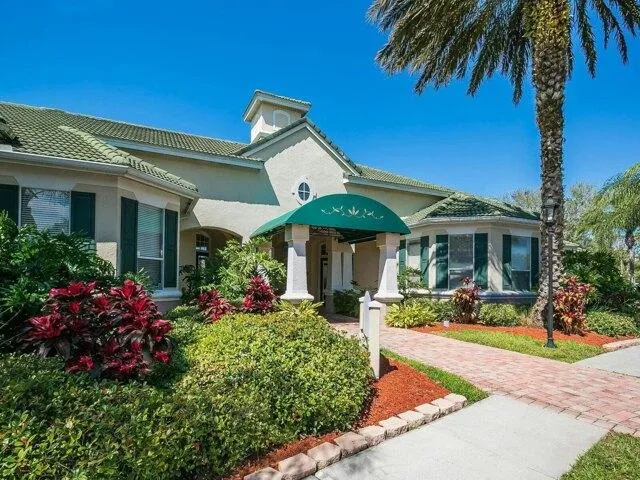 Condo For Sale In Sarasota, Florida
