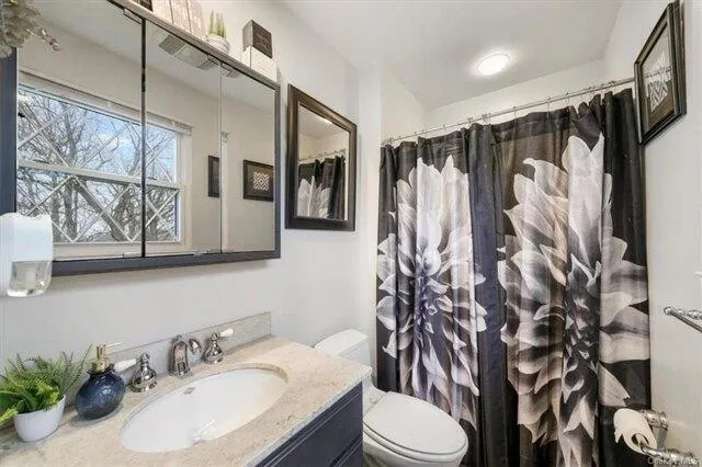Condo For Sale In Clarkstown, New York