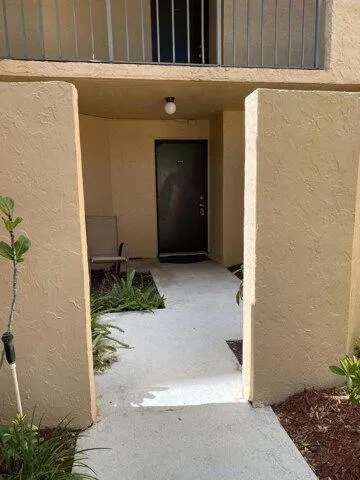 Condo For Sale In Delray Beach, Florida