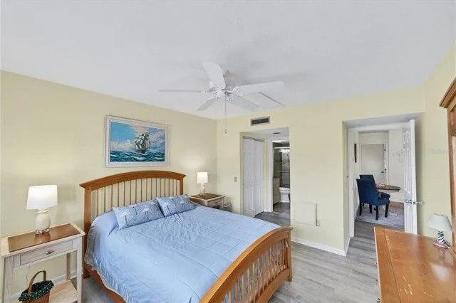 Condo For Sale In Sarasota, Florida