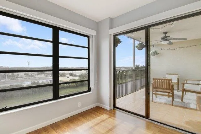 Condo For Sale In Pompano Beach, Florida