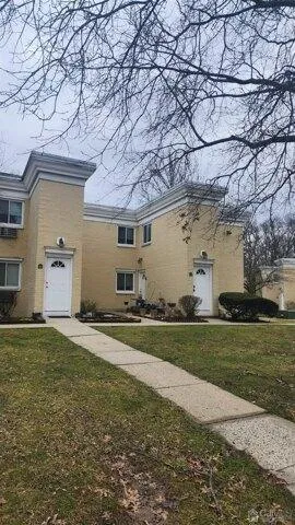 Condo For Sale In East Brunswick, New Jersey