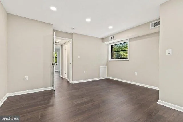 Condo For Sale In Washington, District Of Columbia