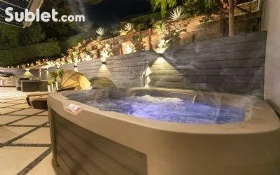 Three Bedroom In San Fernando Valley for Rent