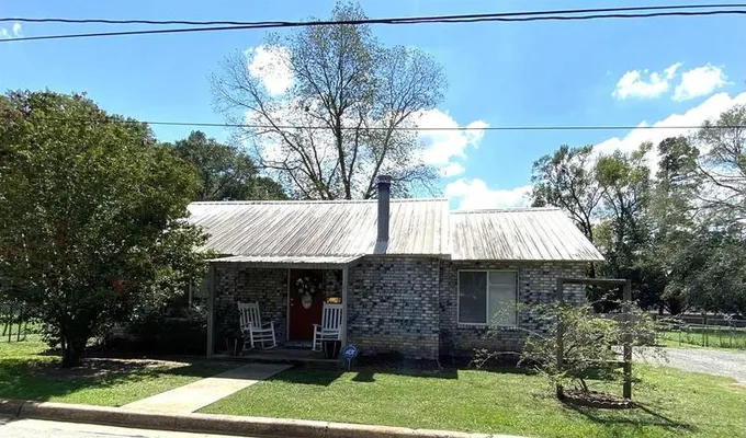 115 Watlington, Center, TX 75935 for Sale