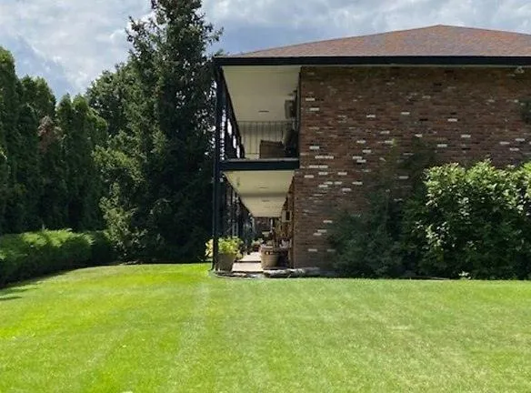 Walnut Court 111 N. Walnut Apartments For Rent - Spokane Valley, WA