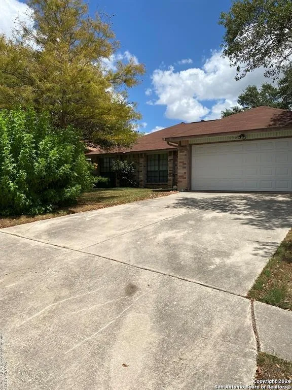 11704 FOREST HOLLOW, Live Oak, TX 78233-4361 for Rent