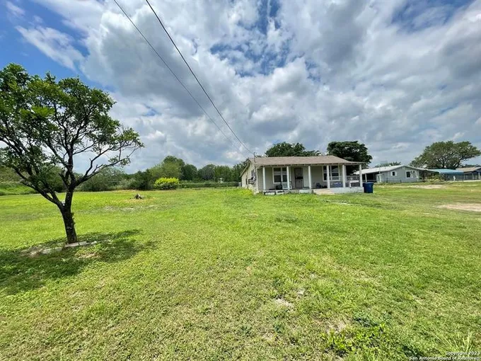 3513 COMMERCIAL AVE, San Antonio, TX 78221-2662 for Sale