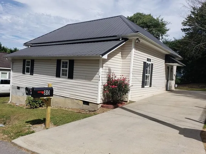 80 Echota 2nd St, Calhoun, GA 30701 - MLS 7280186 for Sale