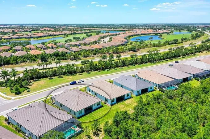 13517 Deep Blue Pl, Bradenton, FL 34211 - MLS A4567840 for Sale