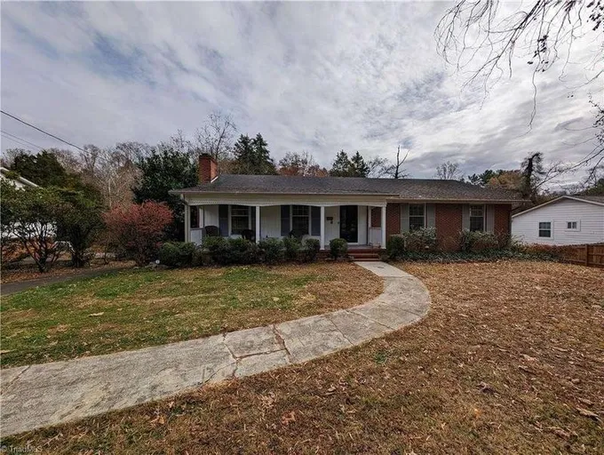 5331 Silas Creek Parkway, Winston Salem, NC 27103  609852026