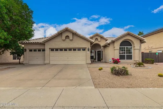 Glendale, Maricopa County, AZ Lakefront Property, Waterfront Property, House for sale Property ID: 418402706