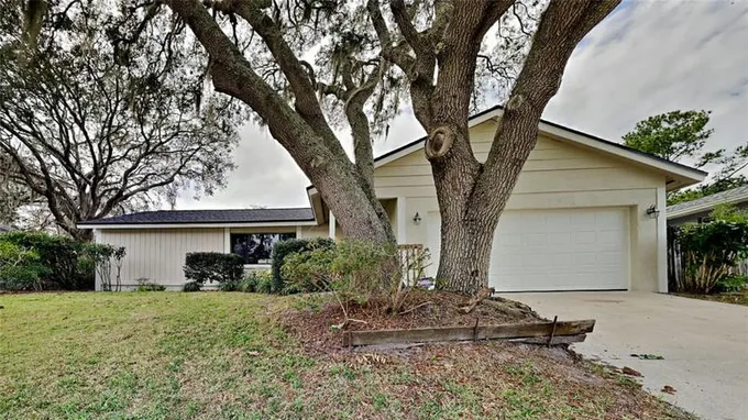 1515 MEADOWLARK ST, LONGWOOD, FL 32750 Single Family Residence For Sale  MLS# T3491677