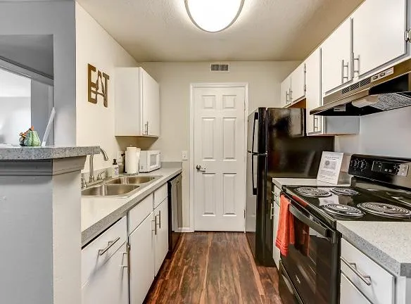 Sawmill Park Apartments For Rent - Dublin, OH