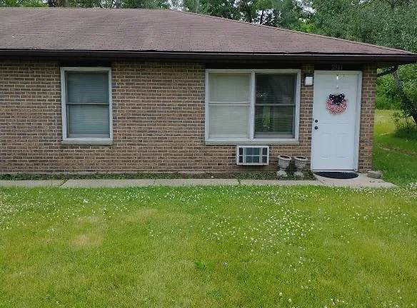2813 31st St Zion, IL 60099 - Home For Rent