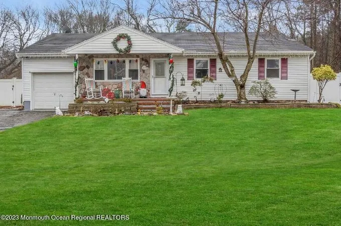 619 Clairmore Ave, Lanoka Harbor, NJ 08734 - MLS 22334514 for Sale