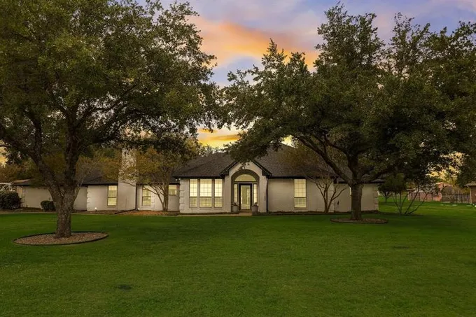 11204 Old Military Trl, Forney, TX 75126 for Sale