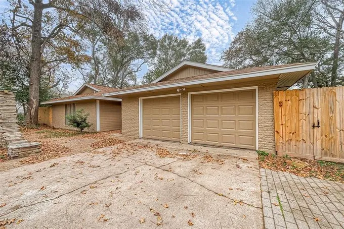 18319 Leinad Dr, Houston, TX 77090 for Rent