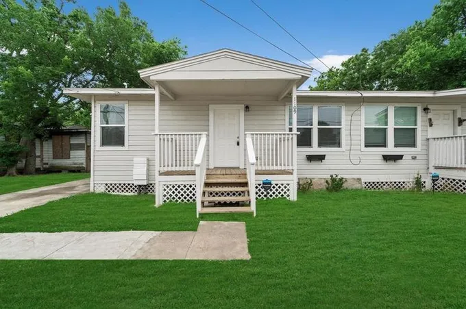 1109 W 10th St, Freeport, TX 77541 - MLS 94550855 for Rent