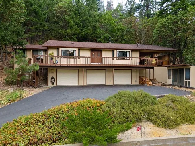 Grants Pass, Josephine County, OR House for sale Property ID: 417492173