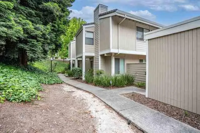 500 Athena 5, Hercules CA 94547 for Sale