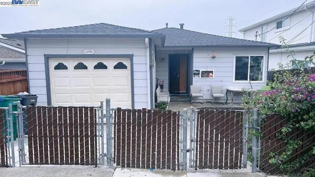25111 Del Mar Ave, Hayward CA 94542 for Sale