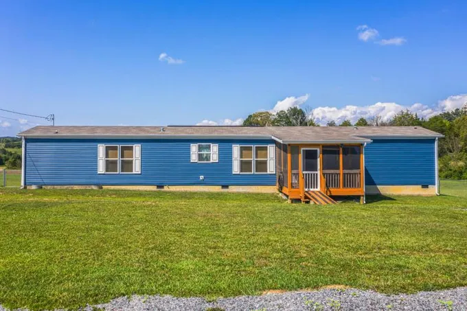 596 ROBERTSON CREEK RD, Whitesburg, TN 37891 Single Family Residence For Sale  MLS# 9957118