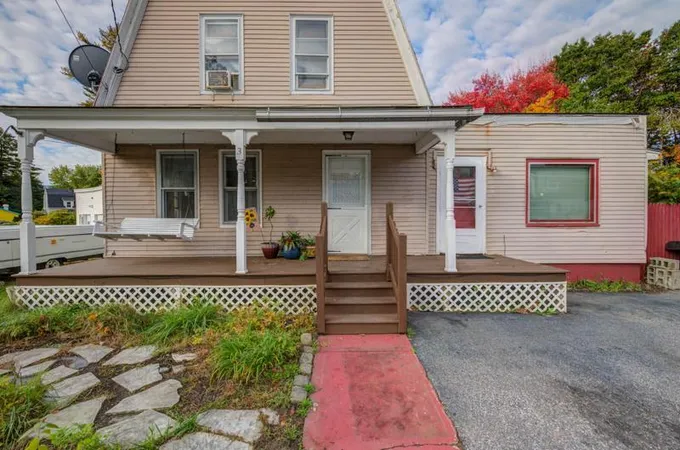 3 Dewey Ave, Old Orchard Beach, ME 04064 - MLS 1575093 for Sale