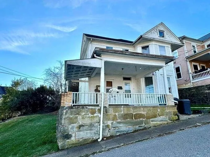 307 Beauty Street, Spencer, WV 25276  614183865 for Rent