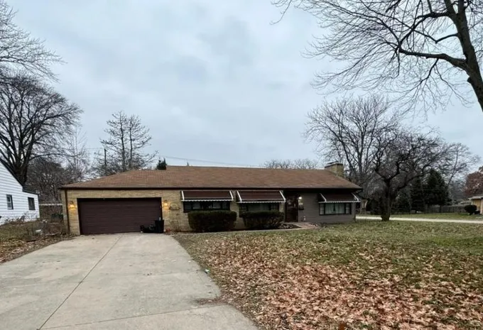 1501 River Bluff Blvd, Rockford, IL 61103 - MLS 11960162 for Sale