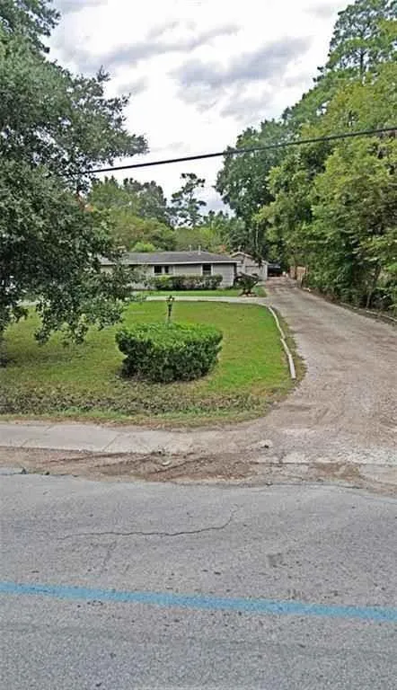 3719 Sherwood Ln, Houston, TX 77092 for Sale