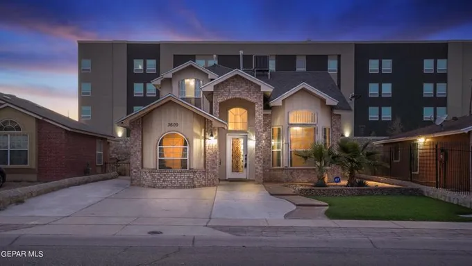 3609 Tierra Zafiro Drive, El Paso, TX 79938 for Sale