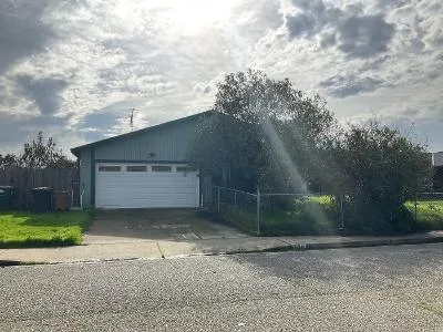 Royalty Ave for Sale