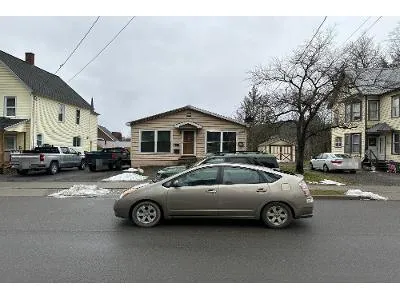 Clark St for Sale