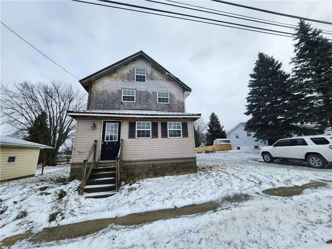 3313 BURTON Avenue, Erie, PA 16504  620988111 for Sale