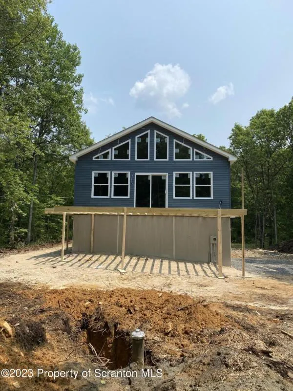 217 PANTHER RUN RD, Jim Thorpe, PA 18229 Single Family Residence For Sale  MLS# 232495