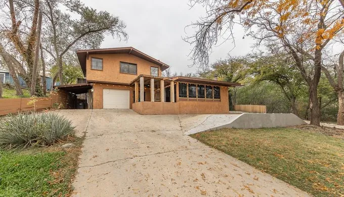 585 Comanche D r, Buffalo Springs, TX 79404 for Sale
