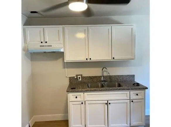 731 E Jefferson Blvd Los Angeles, CA 90011 - Home For Rent