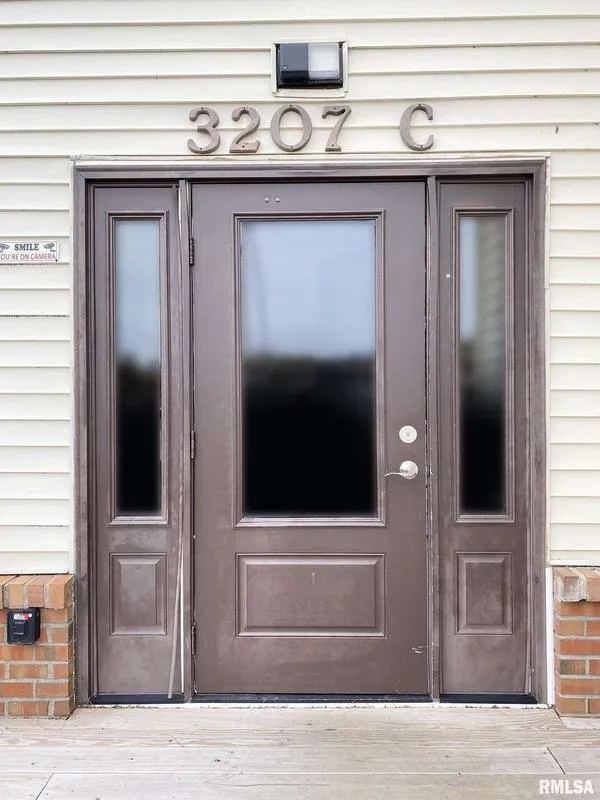 3207 W WILLOW KNOLLS Road, C69, Peoria, IL 61614  618423207 for Rent