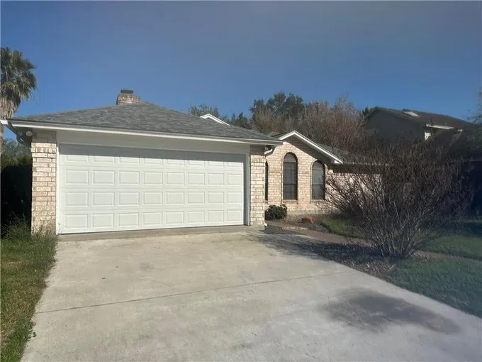 6818 Whitewing Dr, Corpus Christi, TX 78413 for Sale