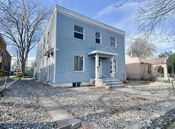 138 7th St unit 7 Idaho Falls, ID 83401 - Home For Rent