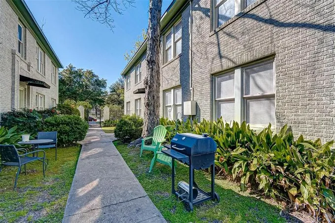 1024 Heights Blvd #2, Houston, TX 77008 for Rent